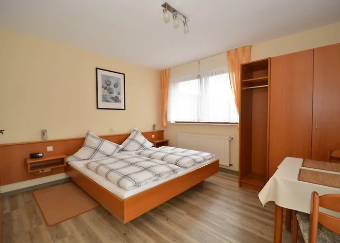 Weingut***pension Guenther Scholtes 3* Leiwen